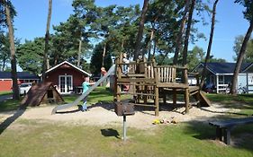 Lodge 6 personen camping de Molenhof